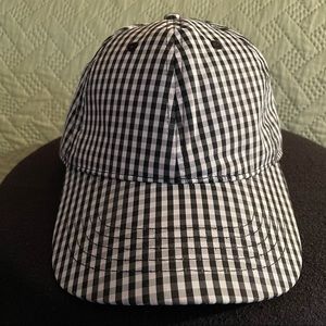 Black/white gingham baseball cap